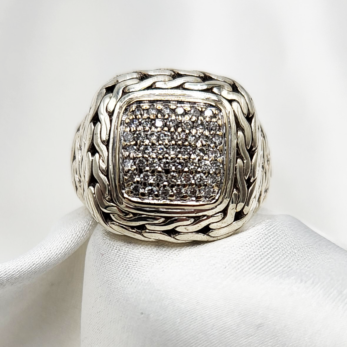 22k Diamond Spiral Ring | LaNae Fine Jewelry