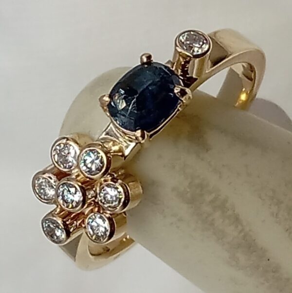 diamond sapphire ring